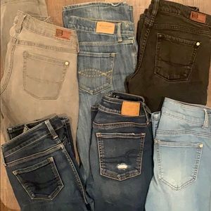 6 pairs of name brand jeans